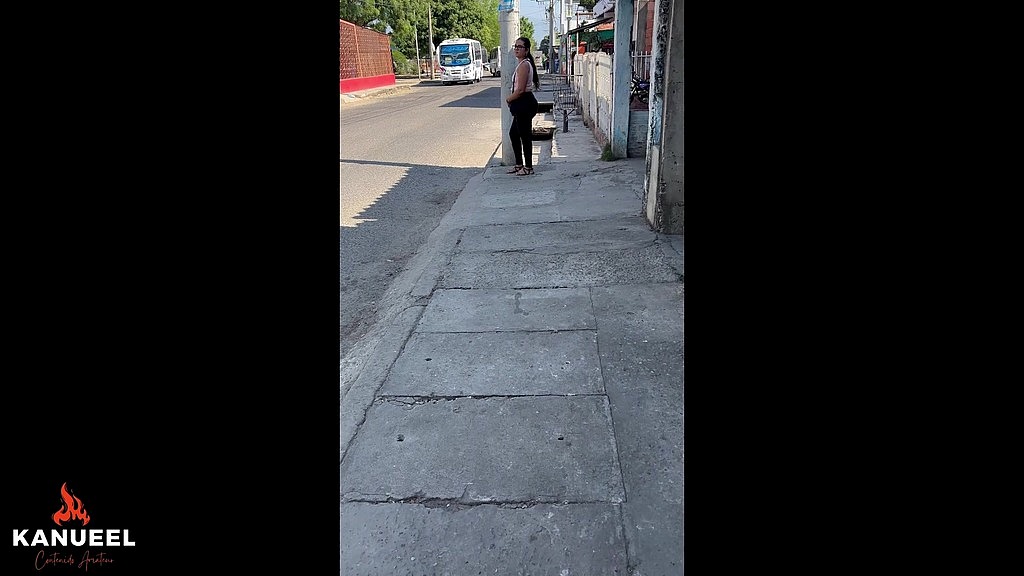 Encuentro Una Milf Culona En La Calle Y Le Follo El Culo Hasta Llenarlo