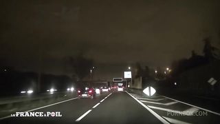 Le taxi pervers doit negocier avec une patronne dure en affaires!