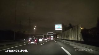 Le taxi pervers doit negocier avec une patronne dure en affaires!