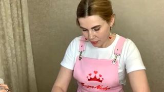 DEPILATING A NICE HAIRY PUSSY