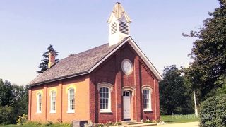 TIGHT PUSSY STICKS TO HIS THICK COCK AS HE FUCKS HER