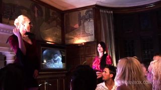 HORNY BABES BLOWJOB AND HARD FUCK