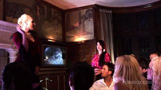 HORNY BABES BLOWJOB AND HARD FUCK