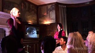 HORNY BABES BLOWJOB AND HARD FUCK