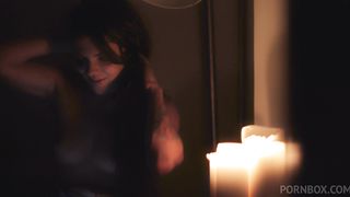 STOCKINGS-WEARING BRUNETTE ENJOYING ANAL