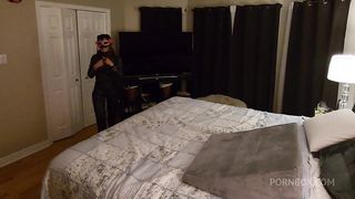 NECESITABA UNA VERGA ANTES DE IR A LA FIESTA DE DISFRACES - PARTE 1