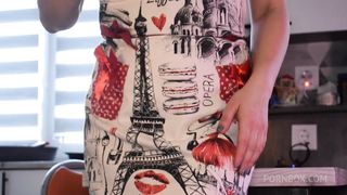 APRON AND SQUIRT SOLO