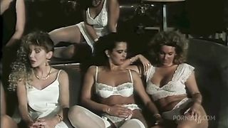 ORGY WITH ANGELICA BELLA AND HER FRIENDS GETTING FACIALS