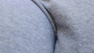 TIGHT YOGA PANTS WET WITH PEE IN THE PARK AND ON THE STREET