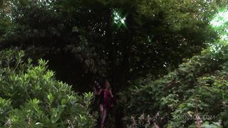 MATURE WHORE POUNDS WET PUSSY WITH BIG DICKS