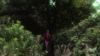 MATURE WHORE POUNDS WET PUSSY WITH BIG DICKS