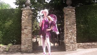 SHOWING MY BIG PUSSY!