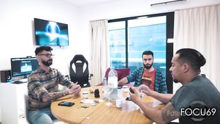 FOCU69 - MUNECA DE LA MAFIA 4K
