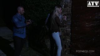 SARAH TWAIN A SLUT WITH BIG TITS AND BRUNETTE HAIR GETS PUSSY FUCKED BY HUGE COCK AND GETS HER MOUTH STUFFED