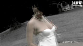 DARK HAIRED SLUT AVA MARTEENS GETS HER ASS FUCKED BY OVERSIZED COCK AND WANTS HER MOUTH FILLED OUT DOOR