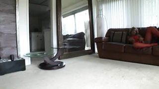 VYXEN FIRE: HAS THE MONSTER SURPRISE BETWEEN HIS LEGS