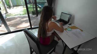 HORNY GUY PERSUADED TO FUCK HIS GF WHILE SHE WAS WORKING! OMG, HE CUM TWICE, FACIAL AND CREMPIE!