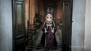 ITALIAN ORGY AROUND THE TABLE