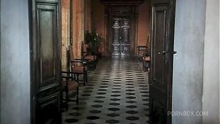 ITALIAN ORGY AROUND THE TABLE