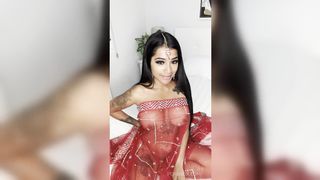TEASING AND PLAYING IN MY LEHEGNA
