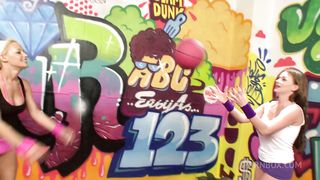 CLIT RUBBING AND PUSSY FUCKING