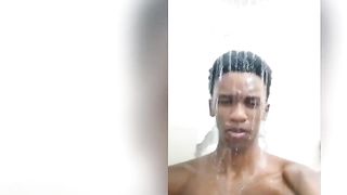 MAVAMBO NOVINHO BLACK CAVALO NO BANHO