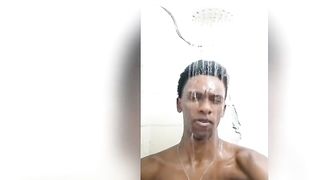 MAVAMBO NOVINHO BLACK CAVALO NO BANHO