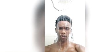 MAVAMBO NOVINHO BLACK CAVALO NO BANHO