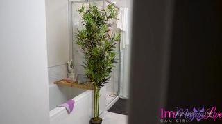 - YOUR GIRLFRIEND IS GOING INTO THE SHOWER -