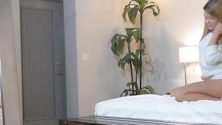 Abby Cross May Have Long Nails But She Still Puts Them In Her Pussy
