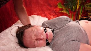 FACE LICKING AND SPITTING FETISH, HAND OVER MOUTH (ARYA GRANDER)