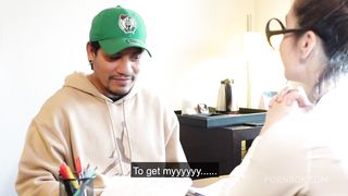 LATINO DOES A FAVOR FOR THE SECRETARY IN EXCHANGE FOR GETTING HIS NATIONALITY.