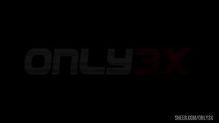 Pamela Sanchez and Africa Danger fancy an anal threesome