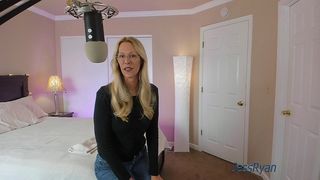 CUSTOM CHEATING HOUSEWIFE SOLO ROLEPLAY