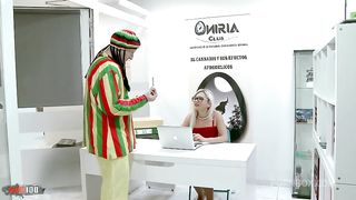 Threesome with Vanessa Coccolona at the marijuana plantation