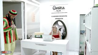 Threesome with Vanessa Coccolona at the marijuana plantation