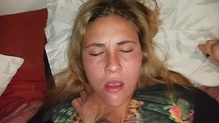 PENDEJA SE DEJA COJER