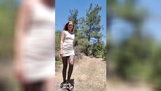 I go with nylons & butt plug in the forest and having orgasm in the car!