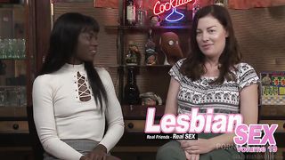 Ebony sex goddess is seduced by sexy MILF Sovereign Syre