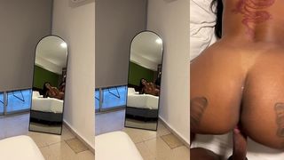 HOW DO YOU RATE MY ASS MOVEMENT?