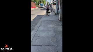 ENCUENTRO UNA MILF CULONA EN LA CALLE Y LE FOLLO EL CULO HASTA LLENARLO DE LECHE POR 200 PESOS