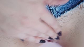 DEIXANDO MINHA BOCETA DE GRANDES LABIOS MOLHADA