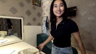 SHORT HAIR ASIA GIRL WON T USE CONDOM BUT I SAY USE