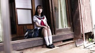During pube0rty, a female student secretly fucked a man she knew on a regular basis