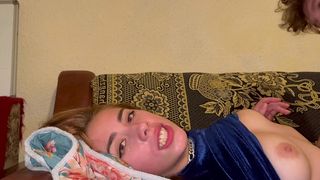 TEEN THROAT FUCK SLOPPY BLOWJOB