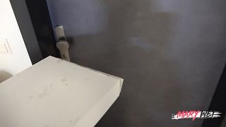 No money for the delivery service - what now?