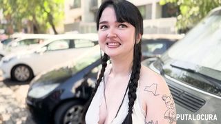 PUTALOCURA - MORENA DE TETAS GRANDES ESPANOLA TRAGA LECHE DE SU NOVIO EN PILLADA