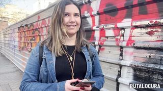 PUTALOCURA - TORBE SEDUCE POR LA CALLE A LATINA CACHONDA ANA BAD Y SE LA FOLLA