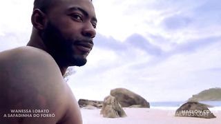 Dando o cu pro meu negao na praia deserta