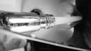 PULIZIA MATTUTINA PIEDI E FICA